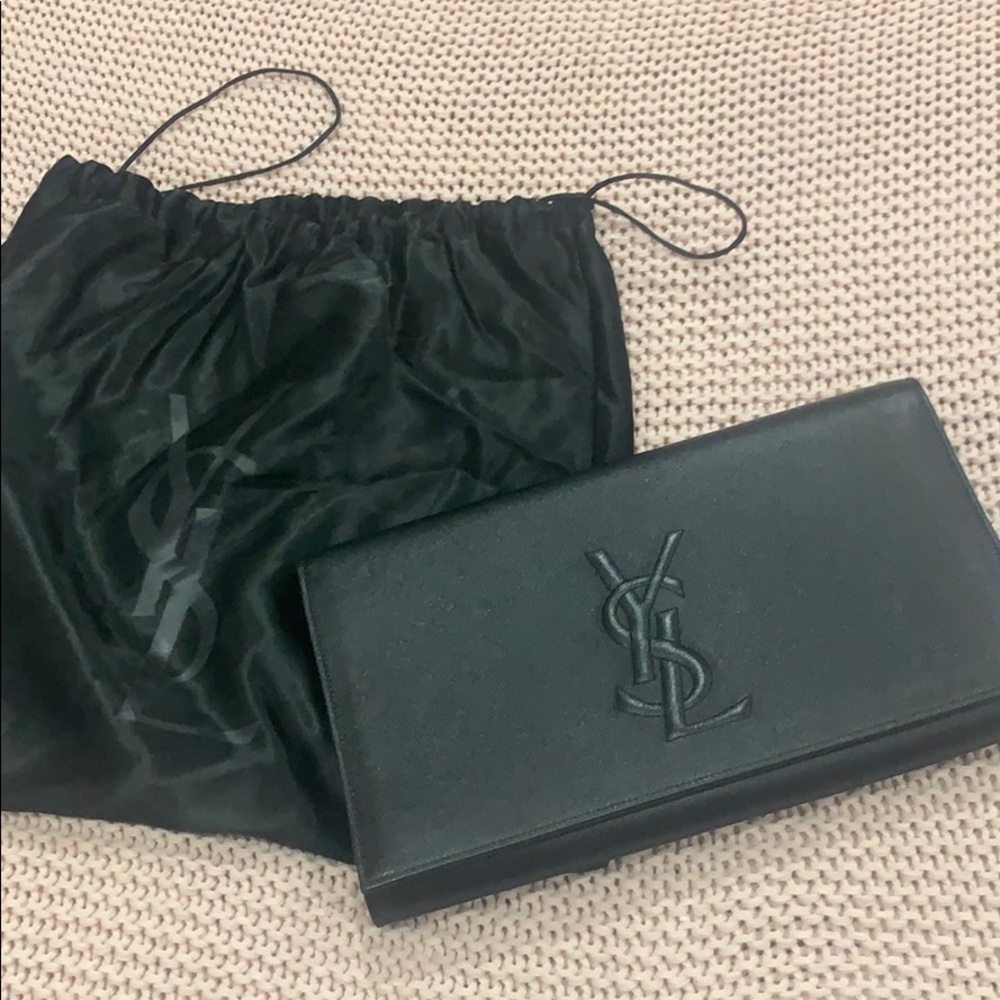 Brand new with tags !! YSL BLACK CLUTCH